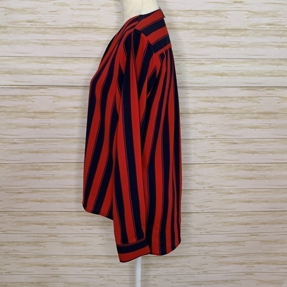 Urban Outfitters Striped Top - Picture 5 of 11